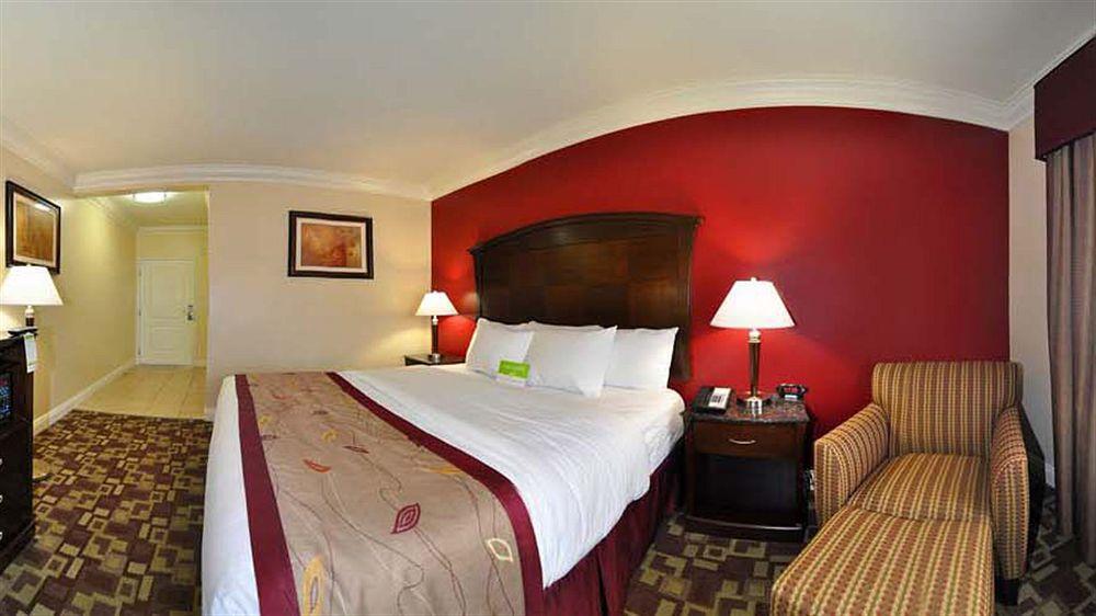 La Quinta By Wyndham Moreno Valley Exterior foto